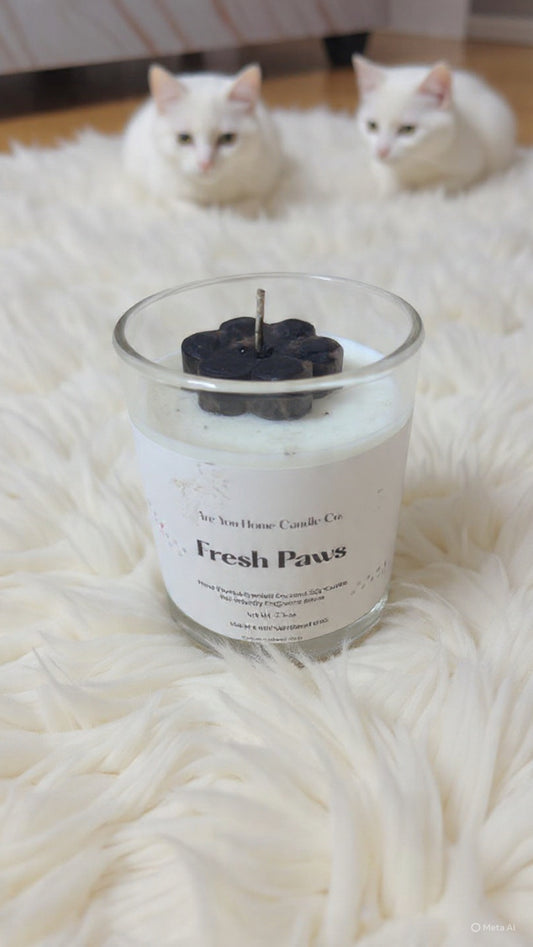 7.5oz Fresh Paws  Scented Candle 🐾 (Pet Collection)