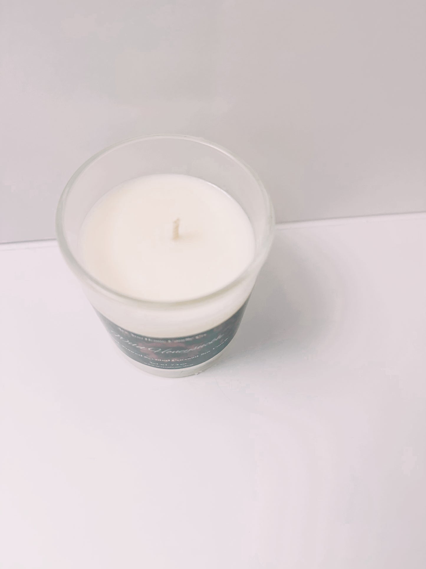 7.5oz Wild Honeysuckle  Scented Candle 🌼🌻