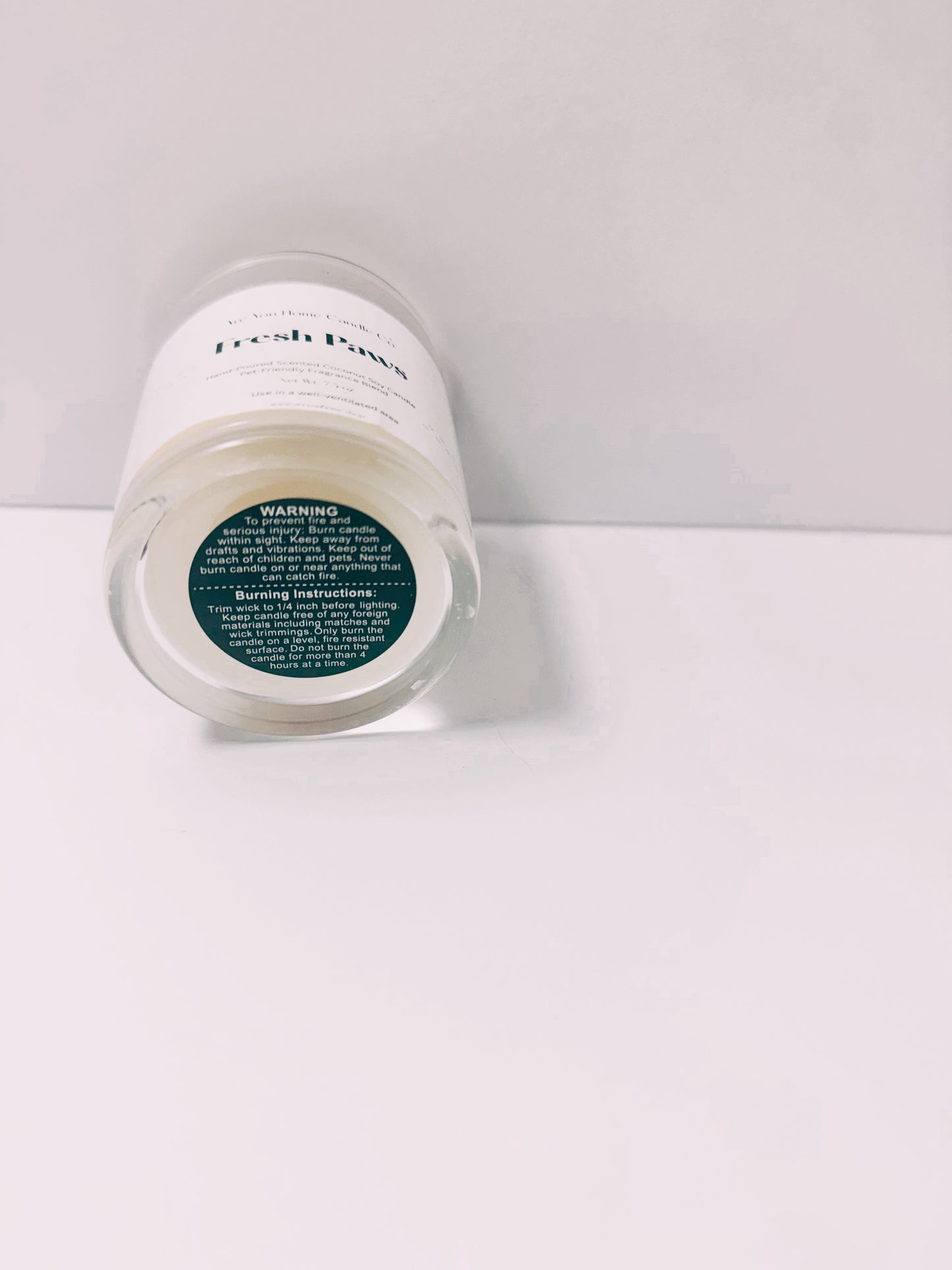 7.5oz Fresh Paws  Scented Candle 🐾 (Pet Collection)