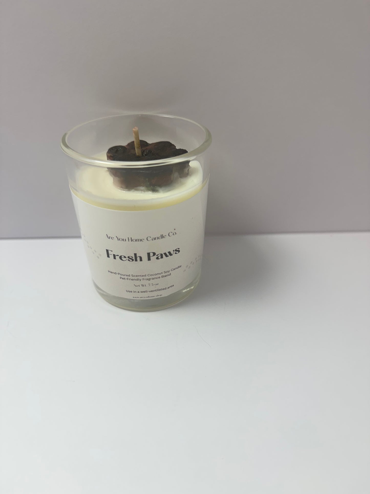7.5oz Fresh Paws  Scented Candle 🐾 (Pet Collection)