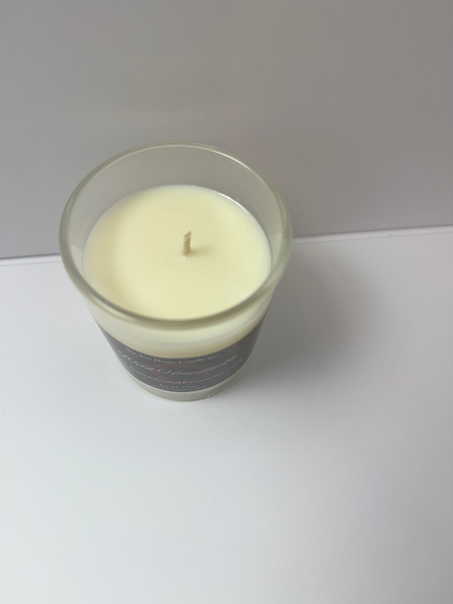 7.5oz Wild Honeysuckle  Scented Candle 🌼🌻